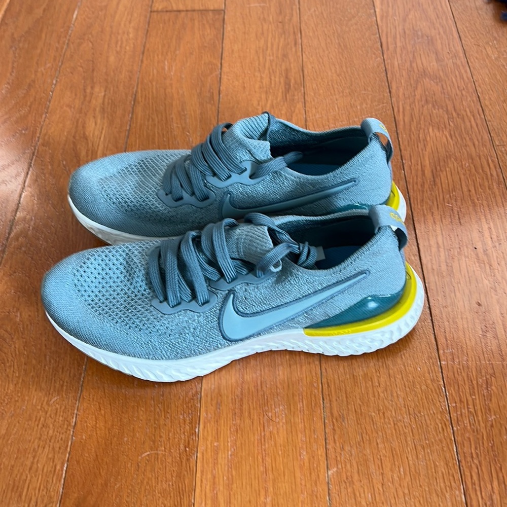 Nike Epic React women 7.5